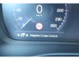 Volvo XC40 T2 R-Design | Verwarmde voorstoelen  en stuurwiel | Apple carplay/Android auto | Adaptieve cruise control | Keyless
