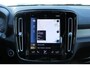 Volvo XC40 T2 R-Design | Verwarmde voorstoelen  en stuurwiel | Apple carplay/Android auto | Adaptieve cruise control | Keyless