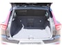 Volvo XC40 T2 R-Design | Verwarmde voorstoelen  en stuurwiel | Apple carplay/Android auto | Adaptieve cruise control | Keyless