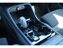 Volvo XC40 T2 R-Design | Verwarmde voorstoelen  en stuurwiel | Apple carplay/Android auto | Adaptieve cruise control | Keyless