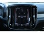 Volvo XC40 T2 R-Design | Verwarmde voorstoelen  en stuurwiel | Apple carplay/Android auto | Adaptieve cruise control | Keyless
