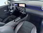 Mercedes-Benz A-klasse 180 Business Solution AMG | Achterruitrijcamera | Night pakket | Panoramadak | Sfeerverlichting |