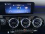 Mercedes-Benz A-klasse 180 Business Solution AMG | Achterruitrijcamera | Night pakket | Panoramadak | Sfeerverlichting |