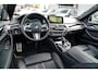 BMW 5-Serie Touring 520i High Executive | M-Pakket | Harman/Kardon | Panorama | Camera | Head up Display | LED | Trekhaak |