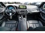 BMW 5-Serie Touring 520i High Executive | M-Pakket | Harman/Kardon | Panorama | Camera | Head up Display | LED | Trekhaak |