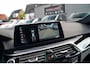 BMW 5-Serie Touring 520i High Executive | M-Pakket | Harman/Kardon | Panorama | Camera | Head up Display | LED | Trekhaak |