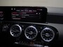 Mercedes-Benz A-klasse 180 Star Edition AMG Line | Nightpakket | Sfeerverlichting | MULTIBEAM LED | Stoelverwarming |