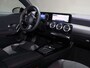 Mercedes-Benz A-klasse 180 Star Edition AMG Line | Nightpakket | Sfeerverlichting | MULTIBEAM LED | Stoelverwarming |