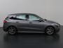 Mercedes-Benz B-klasse 180 Star Edition | Trekhaak | Stuurverwarming | Panorama-schuifdak | Memory stoelen