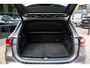 Mercedes-Benz GLA 200 AMG Line , Achteruitrijcamera, Stoelverwarming,