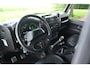 Land Rover Defender 2.2 D HT 90" Adventure
