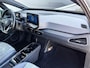 Volkswagen ID.3 204pk Life 58 kWh SoH 95,5% | Navigatie | Stoelverwarming | App Connect