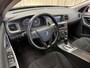 Volvo V60 2.0 D3 Kinetic Automaat / Org.NL! / Cruise / Navigatie / ECC Clima / Trekhaak / PDC / 16'' LMV
