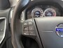 Volvo V60 2.0 D3 Kinetic Automaat / Org.NL! / Cruise / Navigatie / ECC Clima / Trekhaak / PDC / 16'' LMV