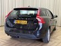Volvo V60 2.0 D3 Kinetic Automaat / Org.NL! / Cruise / Navigatie / ECC Clima / Trekhaak / PDC / 16'' LMV