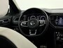 Volkswagen T-Roc 1.5 TSI Sport Panoramadak, Camera, Virtual desk, Apple carplay, Leder, Elektrische achterklep, Cruise control .
