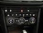 Volkswagen T-Roc 1.5 TSI Sport Panoramadak, Camera, Virtual desk, Apple carplay, Leder, Elektrische achterklep, Cruise control .