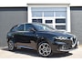 Alfa Romeo Tonale 1.3T PHEV 280pk Q4 TI | Automaat | Navigatie | Airconditioning | Achteruitrijcamera | Isofix | Parkeersensoren voor en achter | Lichtmetalen Velgen | Keyless | Zeer Compleet!!! | SOH 97 % |