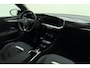Opel Mokka-e Ultimate 50-kWh 11kw bl. | Navigatie | Stoel & Stuurverwarming | Keyless | Camera | Alcantara bekleding | Climate control | Zwart dak