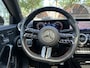 Mercedes-Benz A-klasse 200 AMG Line PANORAMADAK | WIDESCREEN | AMBIENT LIGHT SFEERVERLICHTING | ELEKTRISCHE TREKHAAK | KEYLESS ENTRY | 360 GRADEN CAMERA | ELEKTRISCHE STOELEN MET GEHEUGEN | STOEL- + STUURVERWARMING | MEGA COMPLEET | RIJKLAAR MET 12 MND BOVAG GARANTIE |