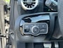 Mercedes-Benz A-klasse 200 AMG Line PANORAMADAK | WIDESCREEN | AMBIENT LIGHT SFEERVERLICHTING | ELEKTRISCHE TREKHAAK | KEYLESS ENTRY | 360 GRADEN CAMERA | ELEKTRISCHE STOELEN MET GEHEUGEN | STOEL- + STUURVERWARMING | MEGA COMPLEET | RIJKLAAR MET 12 MND BOVAG GARANTIE |