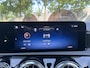 Mercedes-Benz A-klasse 200 AMG Line PANORAMADAK | WIDESCREEN | AMBIENT LIGHT SFEERVERLICHTING | ELEKTRISCHE TREKHAAK | KEYLESS ENTRY | 360 GRADEN CAMERA | ELEKTRISCHE STOELEN MET GEHEUGEN | STOEL- + STUURVERWARMING | MEGA COMPLEET | RIJKLAAR MET 12 MND BOVAG GARANTIE |