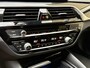 BMW 5-Serie 530e Touring 292pk | Executive | Trekhaak wegklapbaar | Sportstoelen met lederen bekleding | Virtual cockpit | Adaptieve cruise | Camera | Navigatie | Apple CarPlay | Stoel&stuurverwarming | 18 inch velgen | Sfeerverlichting | Dealeronderhouden