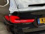 BMW 5-Serie 530e Touring 292pk | Executive | Trekhaak wegklapbaar | Sportstoelen met lederen bekleding | Virtual cockpit | Adaptieve cruise | Camera | Navigatie | Apple CarPlay | Stoel&stuurverwarming | 18 inch velgen | Sfeerverlichting | Dealeronderhouden