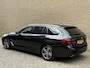 BMW 5-Serie 530e Touring 292pk | Executive | Trekhaak wegklapbaar | Sportstoelen met lederen bekleding | Virtual cockpit | Adaptieve cruise | Camera | Navigatie | Apple CarPlay | Stoel&stuurverwarming | 18 inch velgen | Sfeerverlichting | Dealeronderhouden