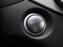 Mercedes-Benz CLA 180 AUTOMAAT | PANORAMADAK | AMG EXTERIEUR & INTERIEUR | NAVIGATIE | SPORTSTOELEN | LED | AMG VELGEN | CRUISE | AIRCO | STOELVERWARMING | 12 MAANDEN BOVAG GARANTIE |
