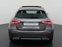 Mercedes-Benz A-klasse 200 Luxury 164pk // Panoramadak // Carplay // Sfeerverlichting // MultiBeam LED // Keyless Entry // Camera // Advanced Audio