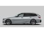 BMW 3-Serie Touring 330e xDrive M Sport - Active Cruise Control - Getinte ruiten - Zonneschermen achter - Elektrisch verstelbare/verwarnbare voorstoelen - Parking Assistant Plus - Adaptieve LED koplampen -