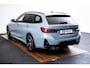 BMW 3-Serie Touring 330e xDrive M Sport - Active Cruise Control - Getinte ruiten - Zonneschermen achter - Elektrisch verstelbare/verwarnbare voorstoelen - Parking Assistant Plus - Adaptieve LED koplampen -