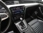 Volkswagen Passat Variant 1.4 TSI PHEV GTE | Panoramadak | Leder | Trekhaak | Massage | HUD | Keyless | Adaptive Cruise