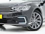 Volkswagen Passat Variant 1.4 TSI PHEV GTE | Panoramadak | Leder | Trekhaak | Massage | HUD | Keyless | Adaptive Cruise