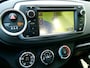 Toyota Yaris 1.3 VVT-i 100pk 2e eigenaar 5-deurs Airco Navi Trekhaak Degelijk