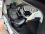 Tesla Model Y RWD 58 kWh SoH 94,5% / Warmtepomp / Trekhaak / Panoramadak / Stoelverwarming en Ventilatie / 3 Fase / 1e Eigenaar /