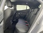 Peugeot e-2008 EV GT Avantage 54 kWh | Apple carplay | 360 Camera | Navi | LED | Sportstoelen | Sfeerverlichting