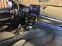 BMW 5-Serie Touring 520d Business Edition Plus / Camera / Stuurverwarming / Sfeerverlichting / Carplay / DAB / Leder