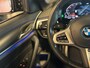 BMW 5-Serie Touring 520d Business Edition Plus / Camera / Stuurverwarming / Sfeerverlichting / Carplay / DAB / Leder