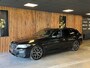 BMW 5-Serie Touring 520d Business Edition Plus / Camera / Stuurverwarming / Sfeerverlichting / Carplay / DAB / Leder
