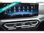 BMW 3-Serie 330e M-PAKKET/OPEN DAK /HEAD-UP/CAMERA/CARPLAY/SFEERVERLICHTING/LASER/MEMORY/BJ 2024
