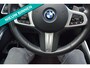 BMW 3-Serie 330e M-PAKKET/OPEN DAK /HEAD-UP/CAMERA/CARPLAY/SFEERVERLICHTING/LASER/MEMORY/BJ 2024
