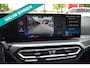 BMW 3-Serie 330e M-PAKKET/OPEN DAK /HEAD-UP/CAMERA/CARPLAY/SFEERVERLICHTING/LASER/MEMORY/BJ 2024