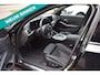 BMW 3-Serie 330e M-PAKKET/OPEN DAK /HEAD-UP/CAMERA/CARPLAY/SFEERVERLICHTING/LASER/MEMORY/BJ 2024