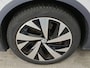Volkswagen ID.4 77 kWh 204pk First | SOH 87% | Trekhaak | Warmtepomp | CarPlay | Stoelverwarming | Half Leder | Camera | PDC | 20"