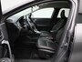 Renault Captur 1.6 E-Tech Plug-in Hybrid 160 Initiale Paris | Automaat | Verwarmbare voorstoelen | Navigatie