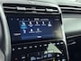 Hyundai Tucson 1.6 T-GDI HEV Comfort Smart | ACTIE!! | Lage km-stand! | Stoel + stuurverwarming | El. bed. achterklep | Krell | Adaptive cruise |