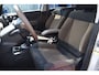 Citroën C4 Cactus PureTech 82 Shine | Navigatie | Airconditioning ECC | Parkeersensoren | Trekhaak | Isofix | Zeer Compleet!!
