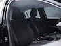 Peugeot 208 1.2 PureTech Sport (APPLE CARPLAY,NAVI,PDC,CLIMATE,CRUISE,LED,ELEKTRISCH PAKKET,SPORTSTOELEN,LM VELGEN)